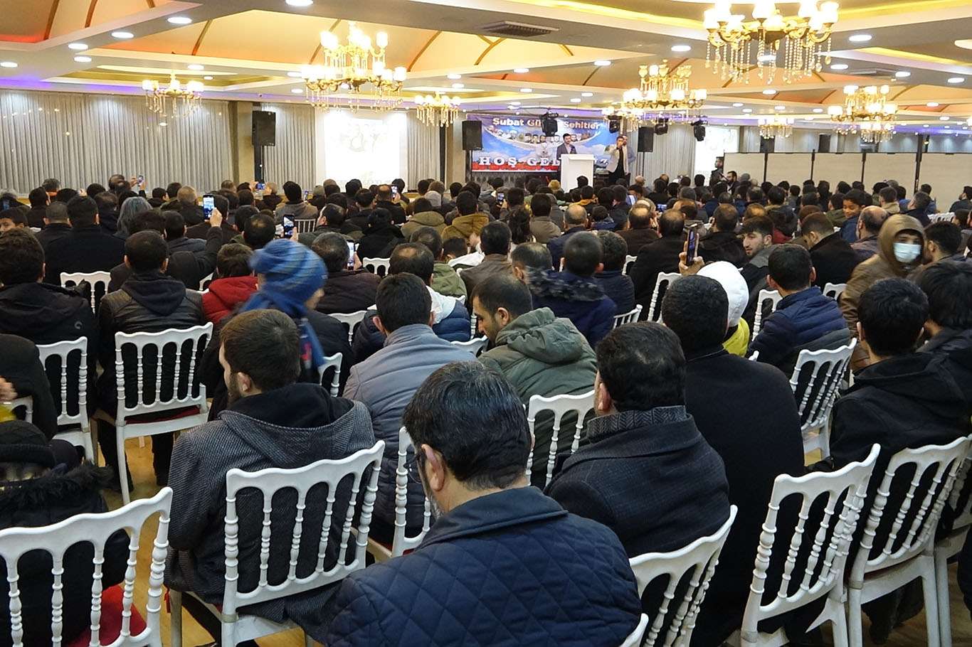 Van'da "Şehadet ayı" programı düzenlendi Van'da "Şehadet ayı" programı düzenlendi
